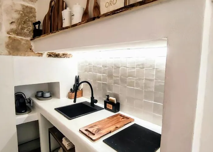 Casa Di Lino, Elegant Retread Ceglie Messapica